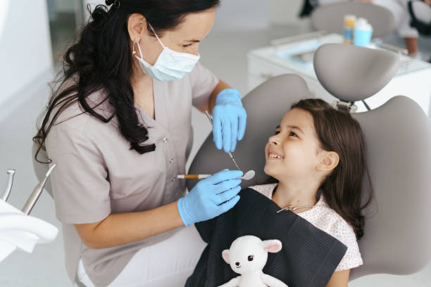 Best Emergency Dental Care for Broken or Chipped Teeth in Lake Forest, CA